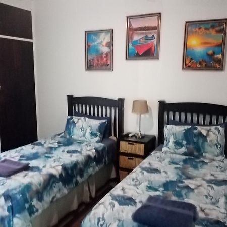 De La Rose Guesthouse Lephalale Экстерьер фото
