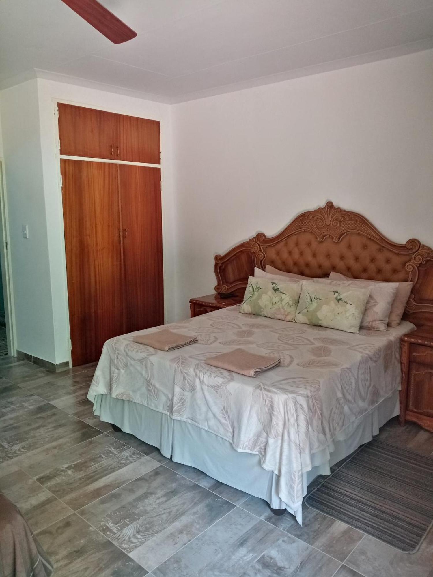 De La Rose Guesthouse Lephalale Экстерьер фото