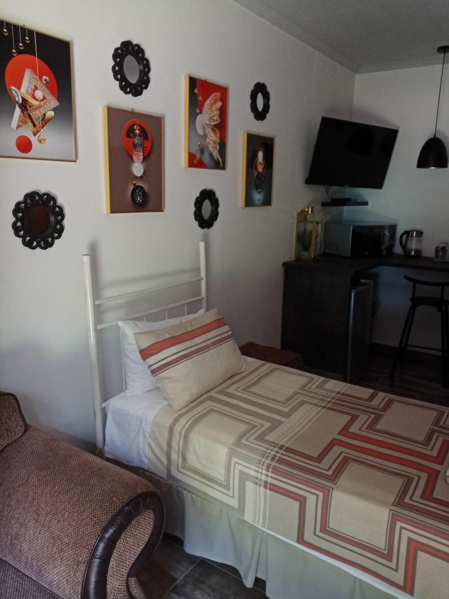 De La Rose Guesthouse Lephalale Экстерьер фото