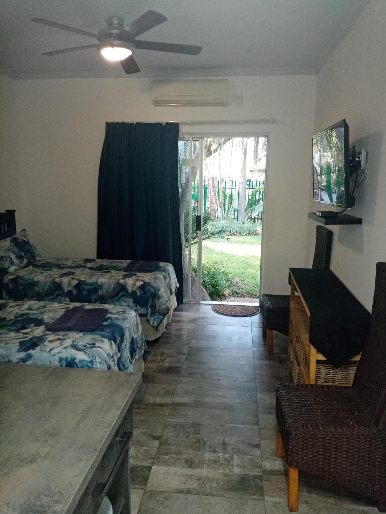 De La Rose Guesthouse Lephalale Экстерьер фото