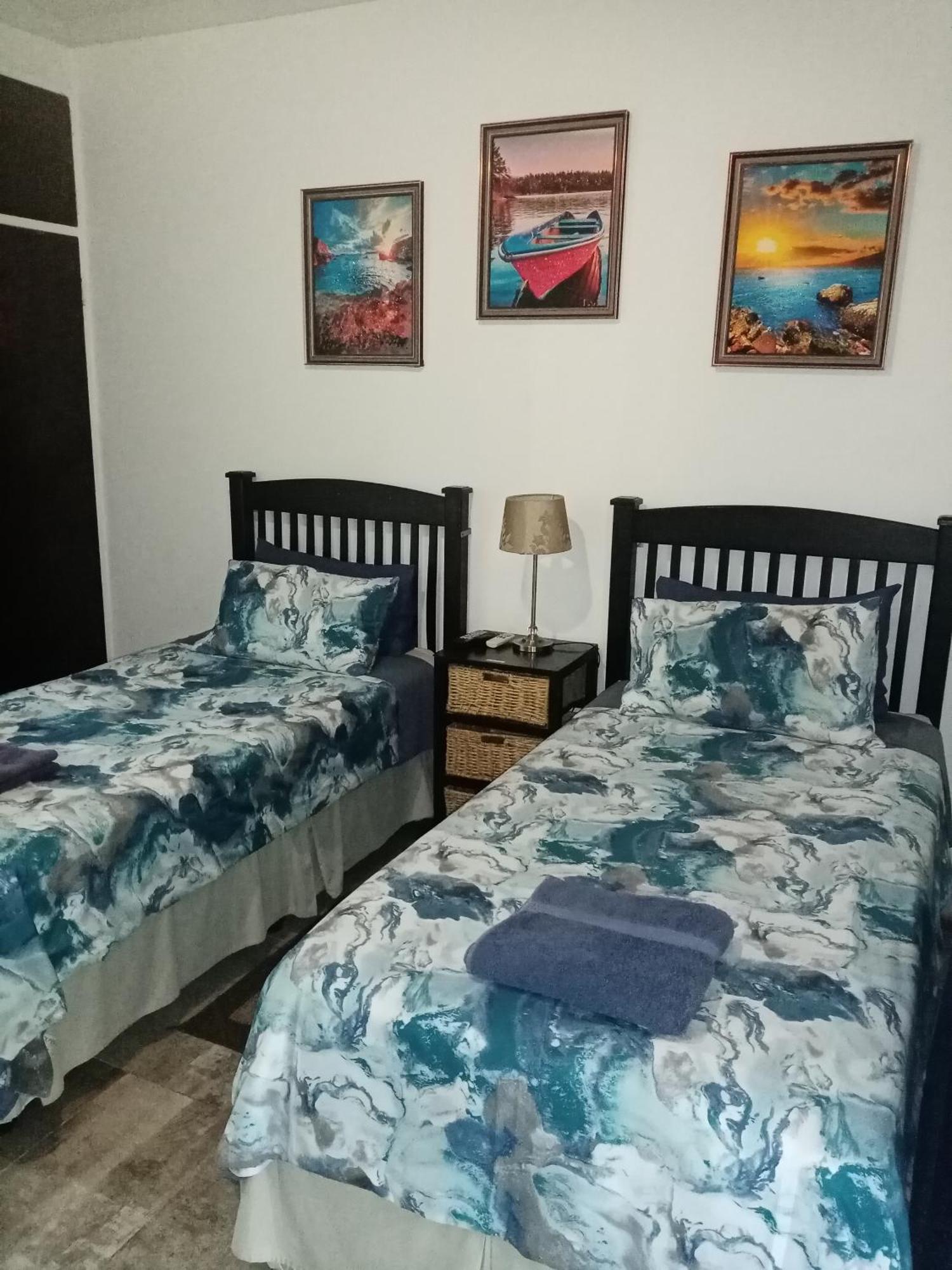 De La Rose Guesthouse Lephalale Экстерьер фото
