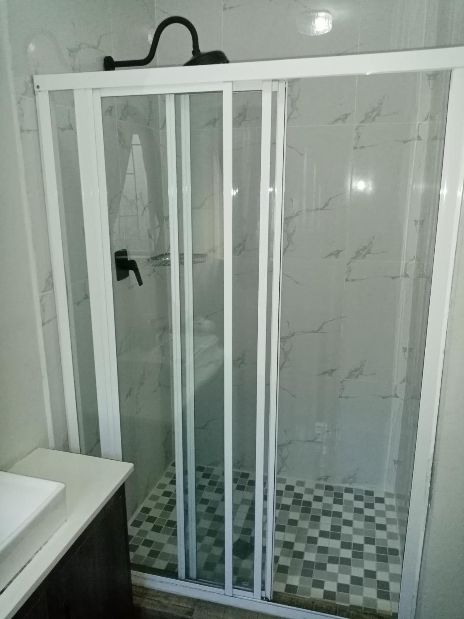 De La Rose Guesthouse Lephalale Экстерьер фото