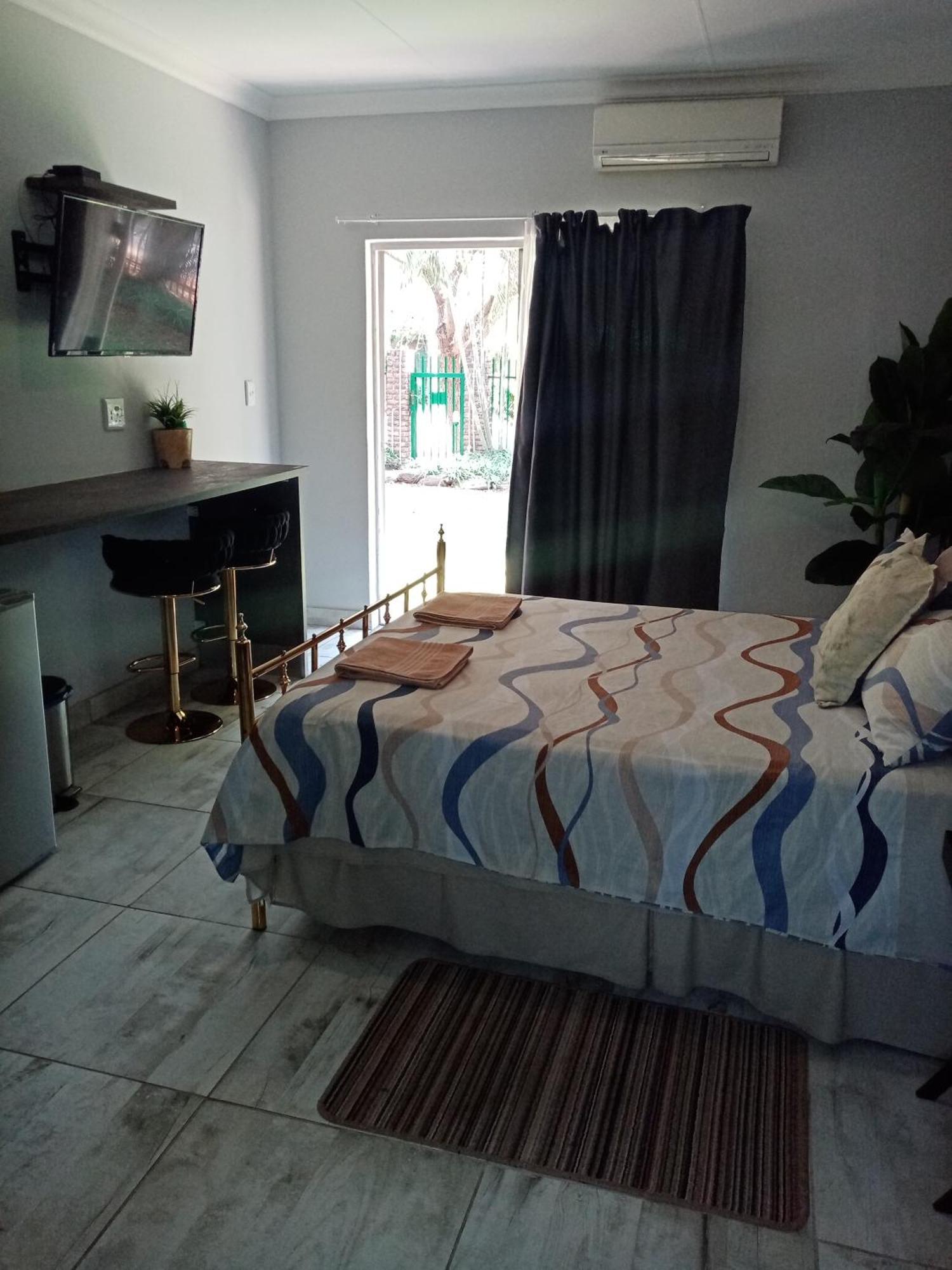 De La Rose Guesthouse Lephalale Экстерьер фото